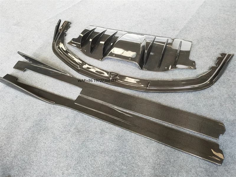 V Style Carbon Fiber Body Kit Front Lip Side Skirts and Rear Diffuser Spoiler for 458  Exterior Accessories for Cars
