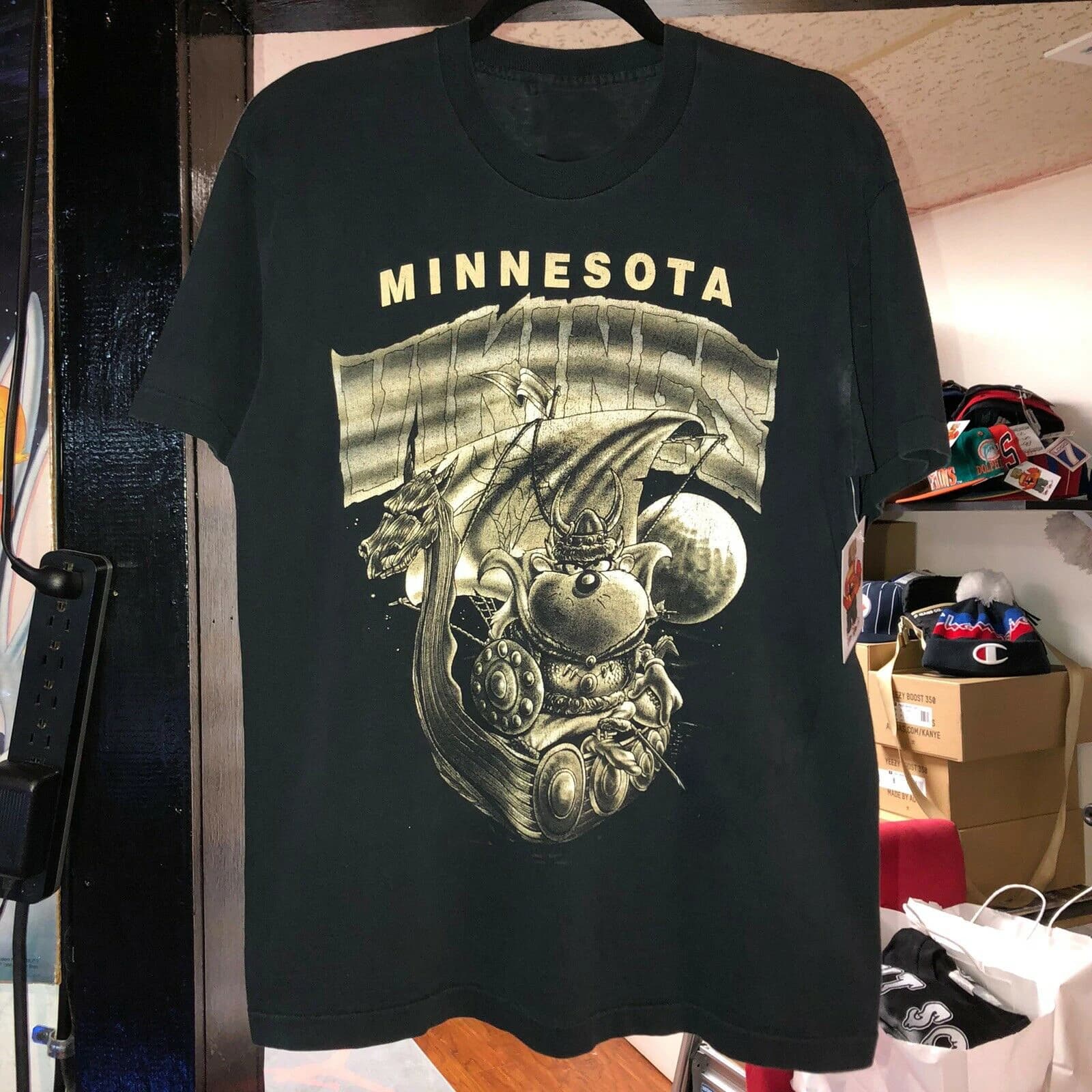 Vintage 90s Cartoon Nordic Warrior Dragon Boat T-Shirt 100% Cotton O-Neck Short Sleeve Summer Casual Mens T-shirt Size S-3XL