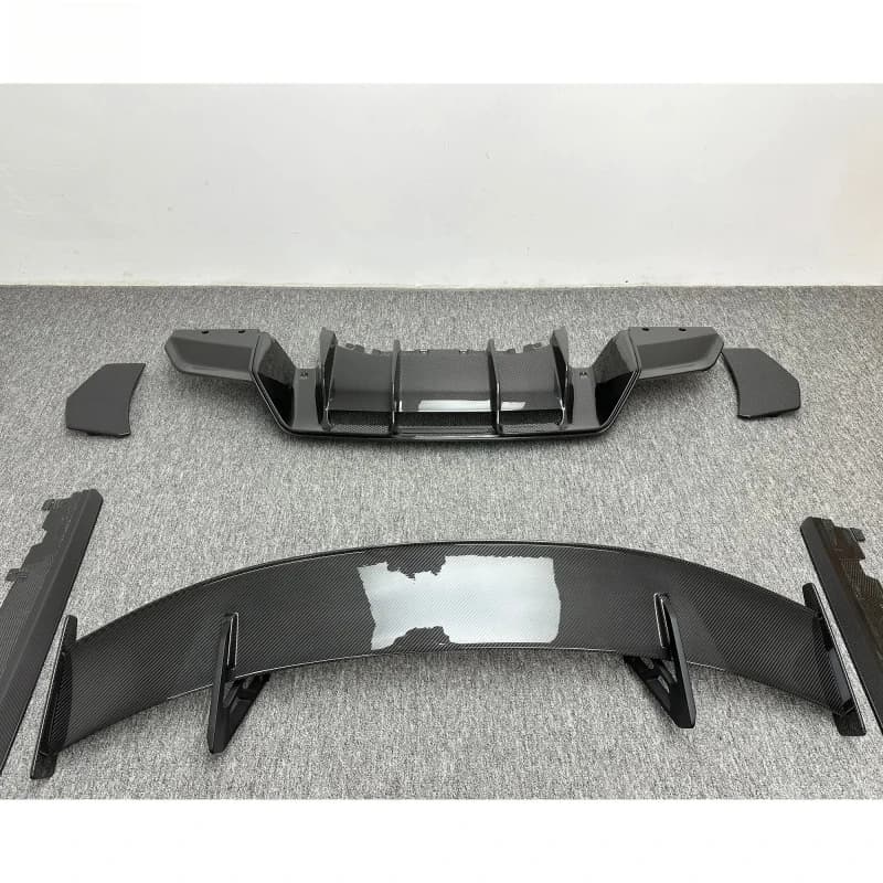 For R8 Kit 2016-2018 Side Skirt Front Diffuser Lip R DurablePremium Car Accessories Peormance Style Dry Carbon Fiber Body Kits