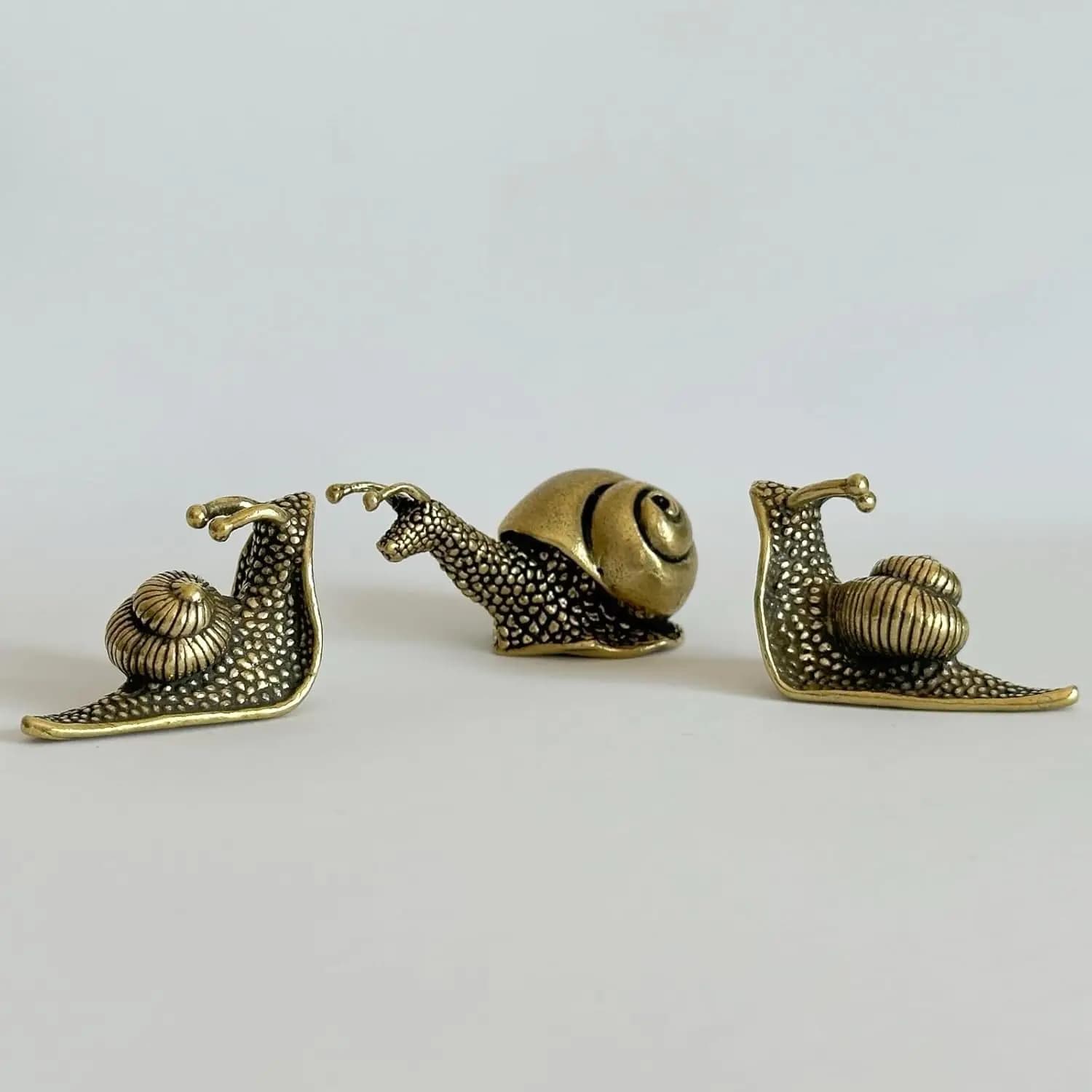 3Pcs Brass Snail Statue Set,Vintage Mini Copper Figurines for Desk Garden | Charming mini brass snail sculptures,3-piece set add