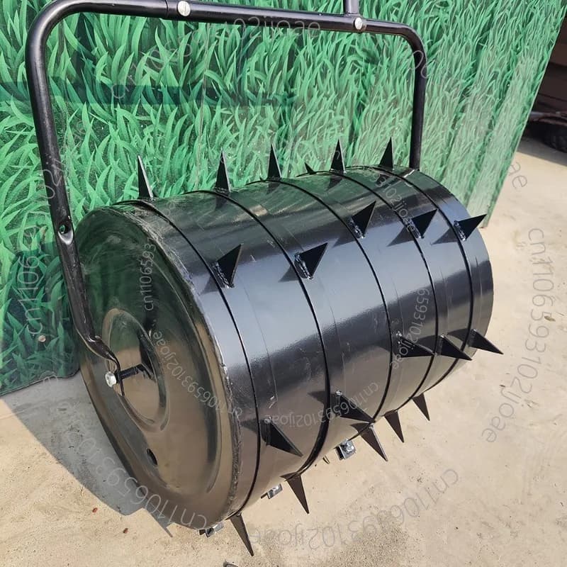 Garden lawn roller flattened breathable two-in-one lawn roller with triangular cone nails unpowered lawn loosening