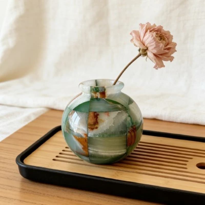 Modern light luxury dopamine lattice jade flower ware high-end art ornament