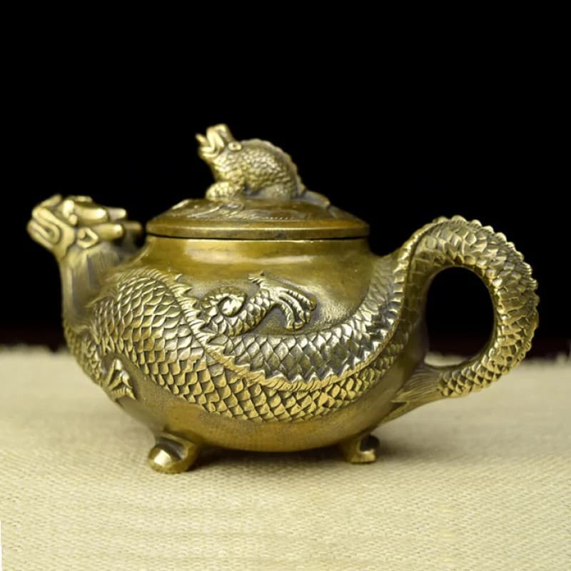 turtle , head , body , antique-style small dragon , decorative ornament, brass pot