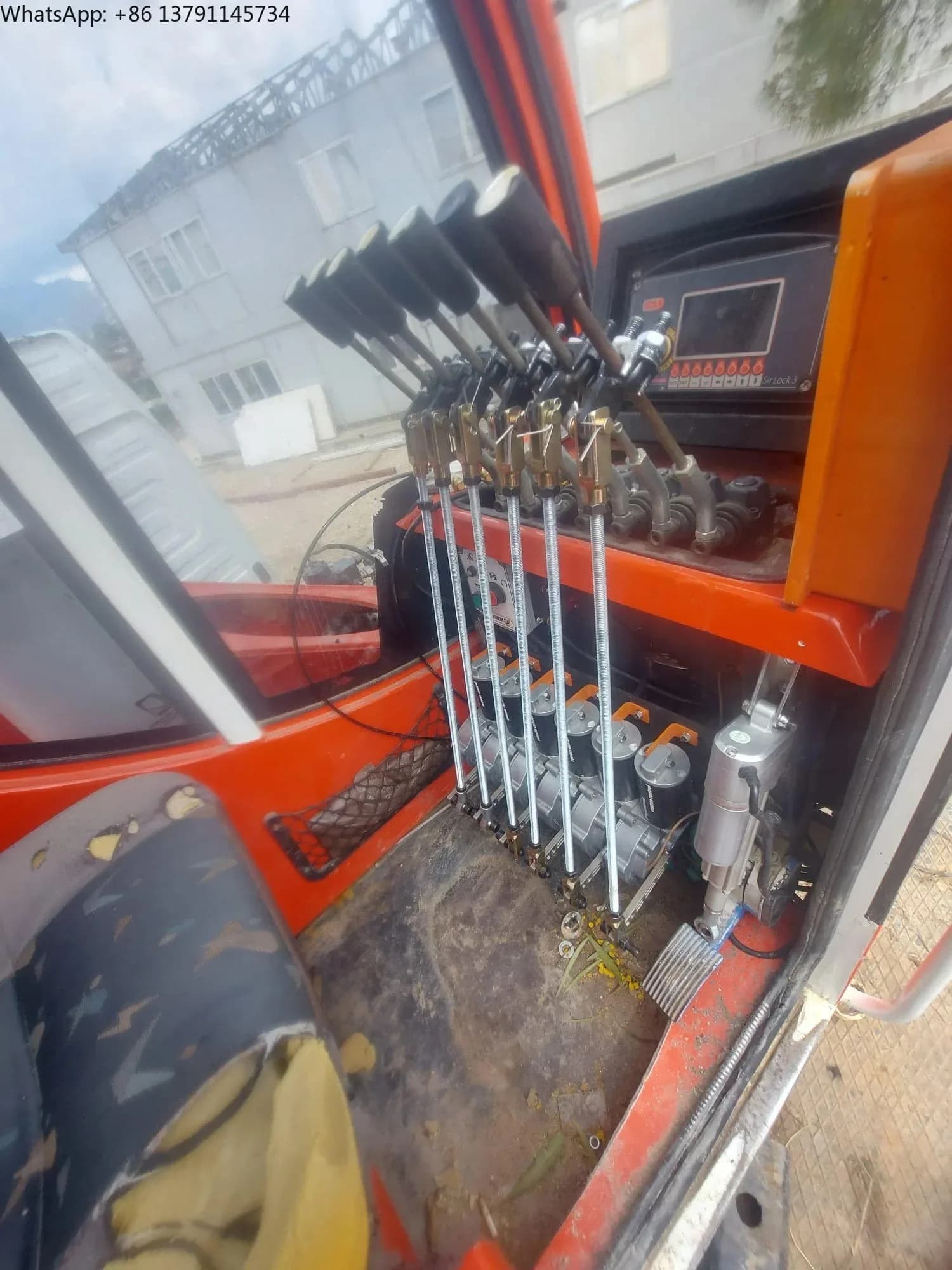 Wireless Remote Control Radio Truck Crane, Manipulator  Motor Crane for Enhanced Control and Precision