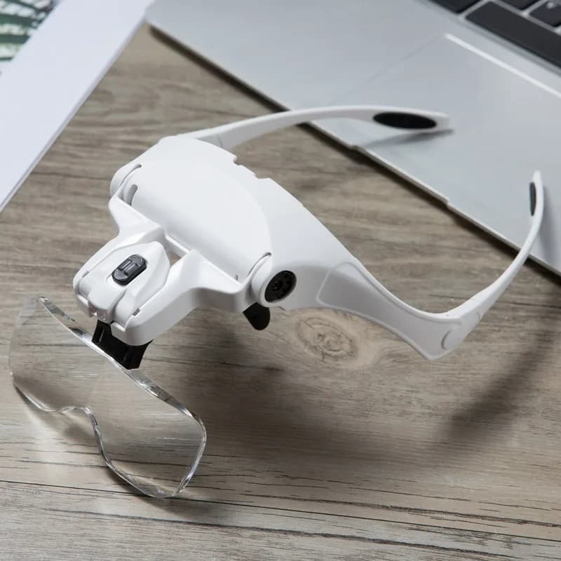 Magnifying Glass with Light Reading Illuminated Magnifier 1.0X 1.5X 2.0X 2.5X 3.5X 2LED Adjustable Headband Helping Hands Loupe