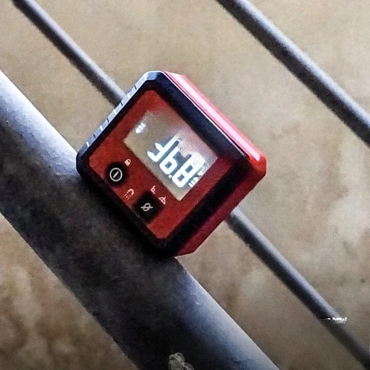 Angle meter Digital display inclinometer Mini level 180 degrees