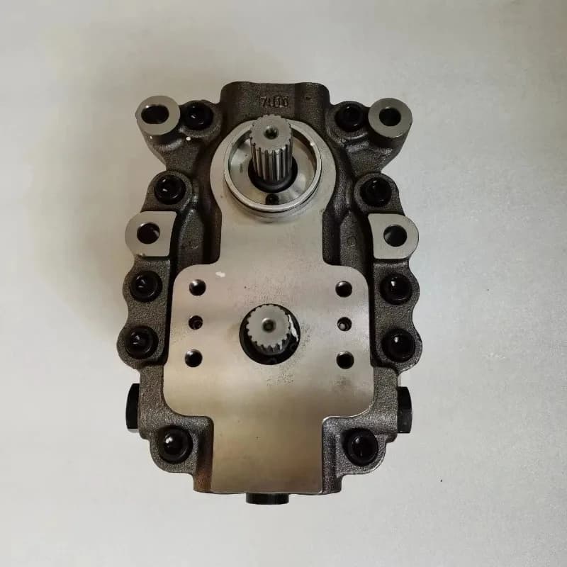 Harvester Parts HST 4CC Pump Hydraulic Pump Agricultural Machinery