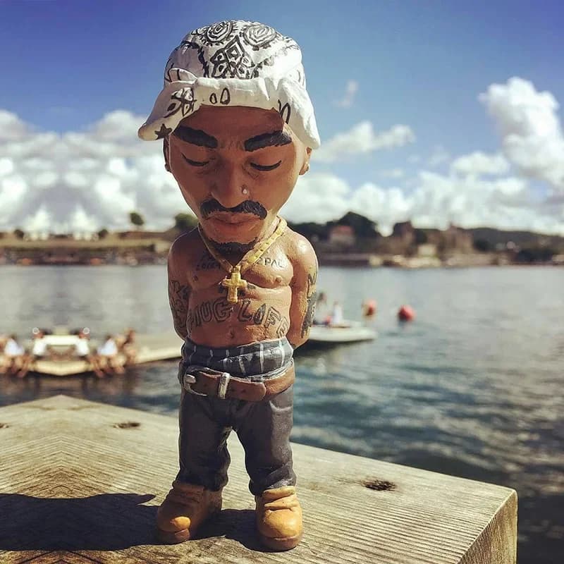 Tupac Figurine New Rapper Star Cool Hip Hop Guy Ornaments Creative Desktop Statue Home Living Room Office Decor Doll Rapper