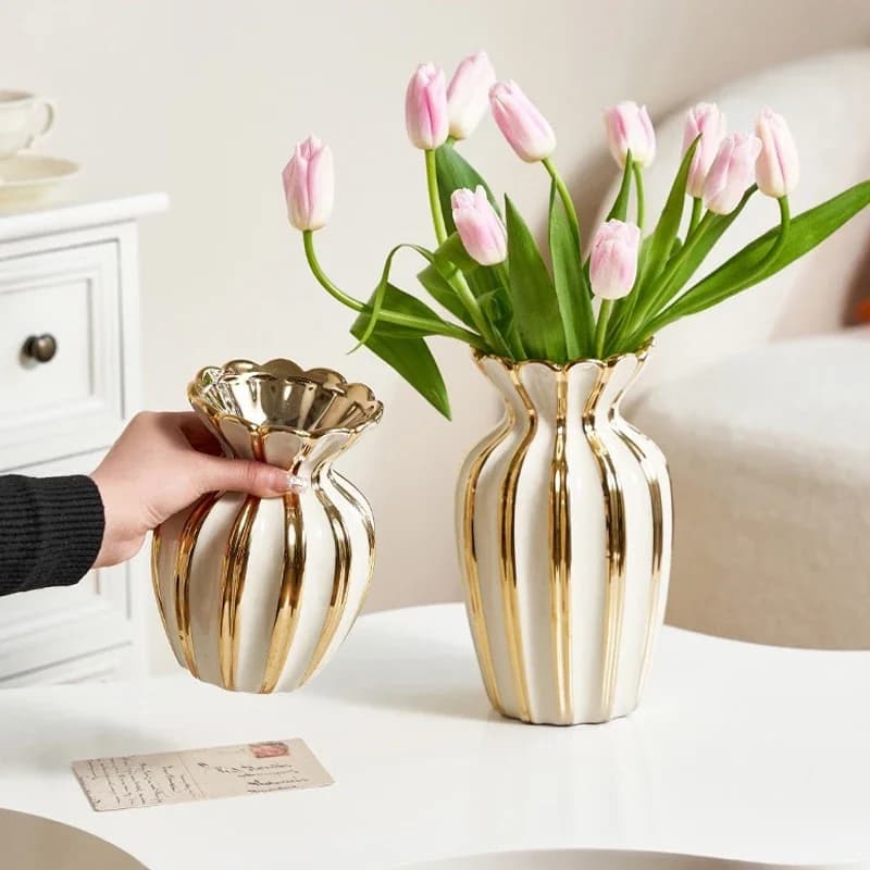 Modern Simple Cream White Vase Ceramic Living Room Coffee Table Water-fed Flowers Dried Flowers Creative Ornaments Vases