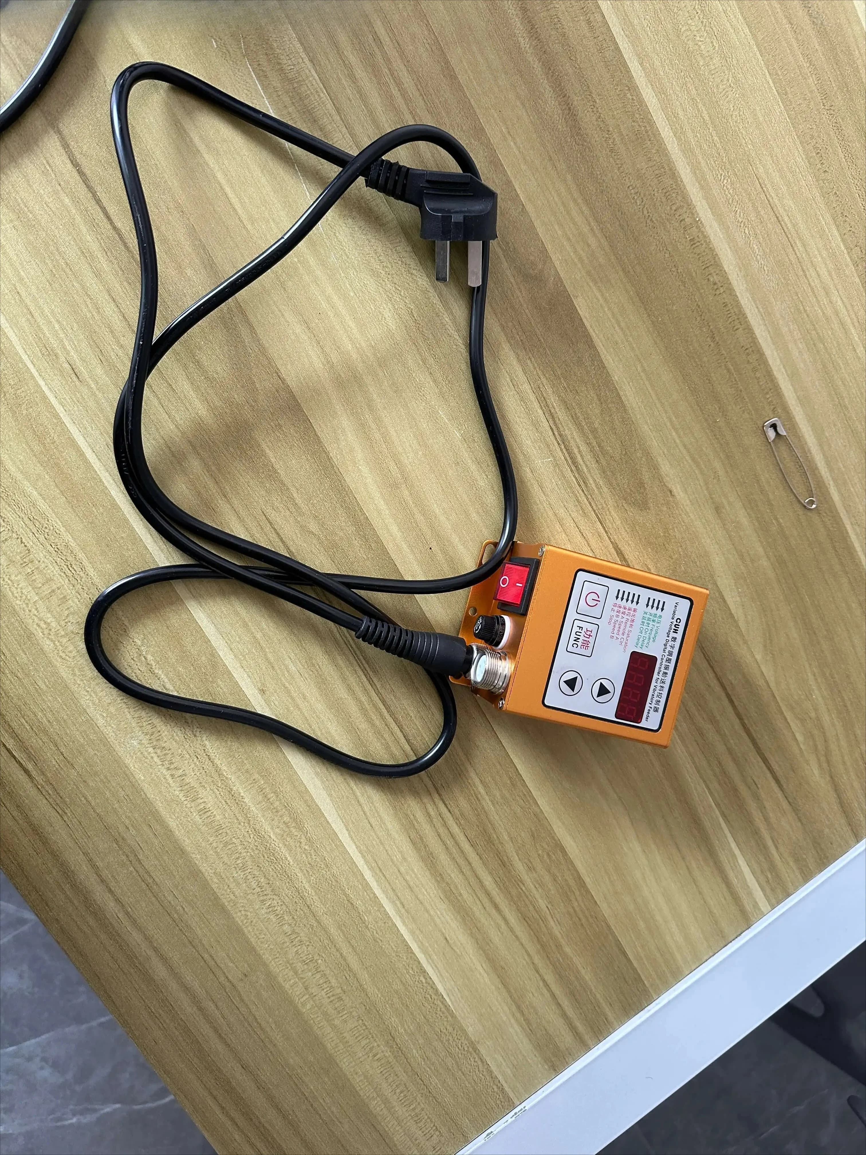 High Efficiency GZV Mini Electromagnetic Vibro Feeder Good Price Manufacturer Biscuit Vibrating Feeder with Motor Core Component