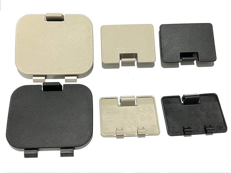 1pcs For Mitsubishi Pajero V73 V93 V97 Tailgate Interior Trim Cover Trunk Washer Fluid Filler Cap
