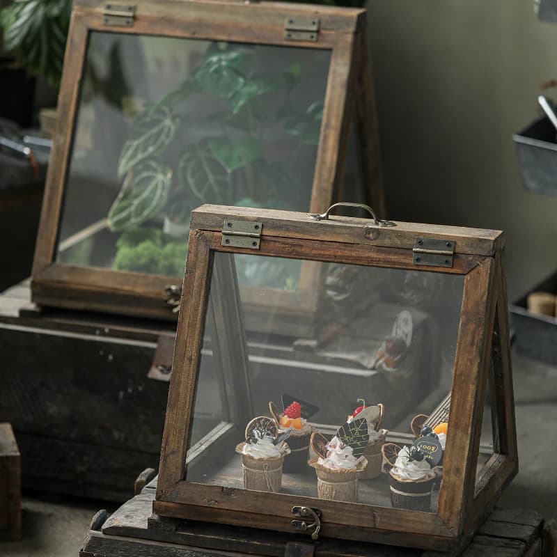 Plant stuffy box, insulation box, green plant wintering glass cover, greenhouse, garden, courtyard, retro balcony
