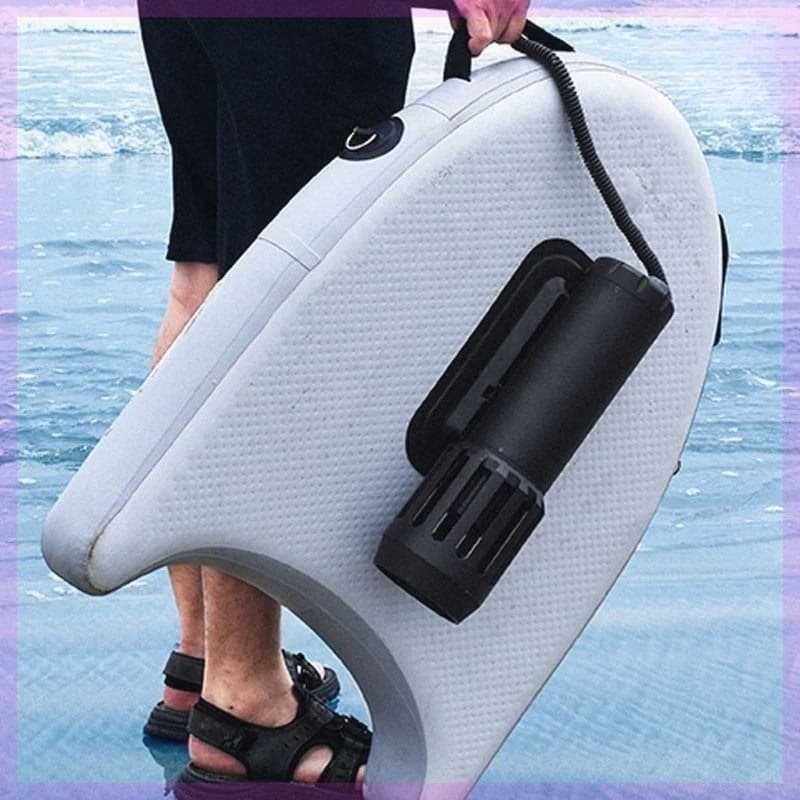 Underwater thrusters, electric paddle thrusters, and waterskiing boards are professional high-power scuba diving equipment