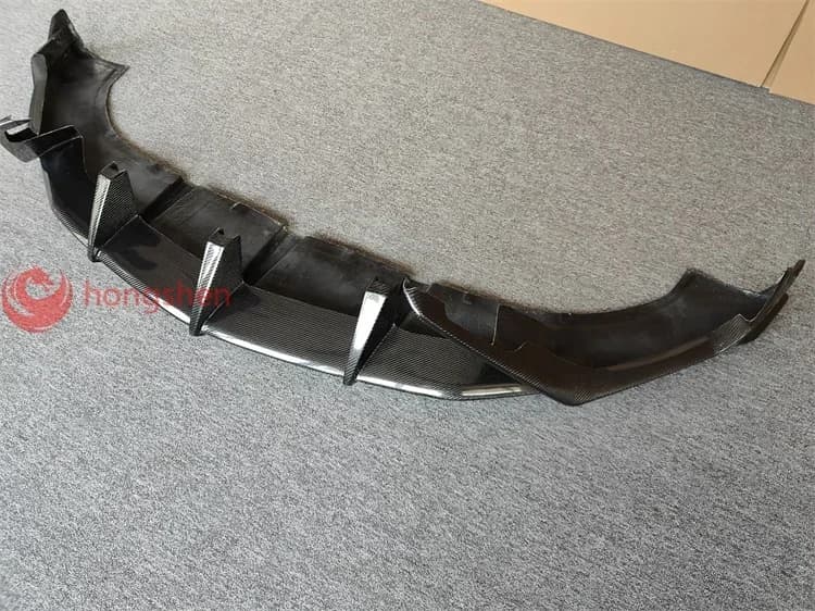 Carbon Fiber T Style Body Kit for Lamborghini URUS Front Lip and Bumper Edge Automotive Parts！