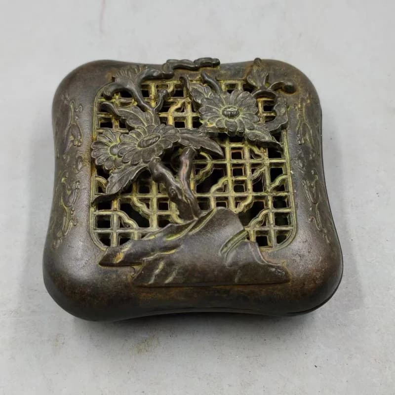 Antique collectible , copper with black patina, Ruyi incense burner, decorative item for stu