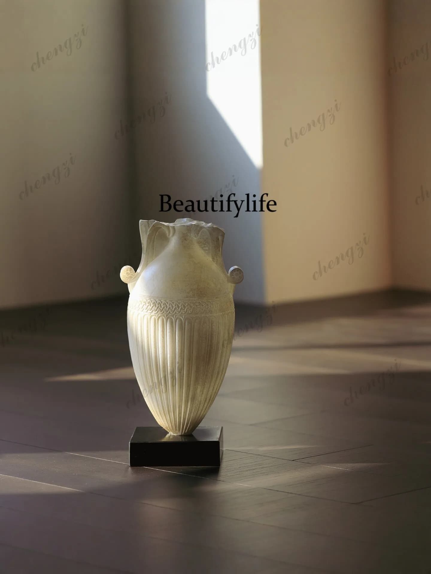 Medieval style ornament entrance living room light luxury high-end decoration European vase
