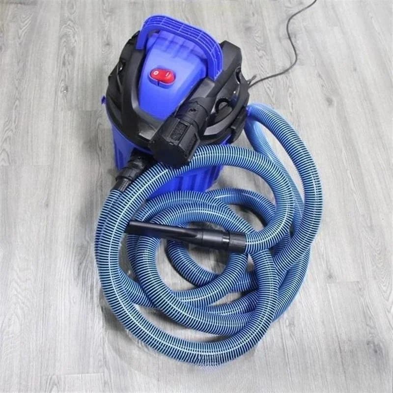 Wall mounted bucket vacuum cleaner