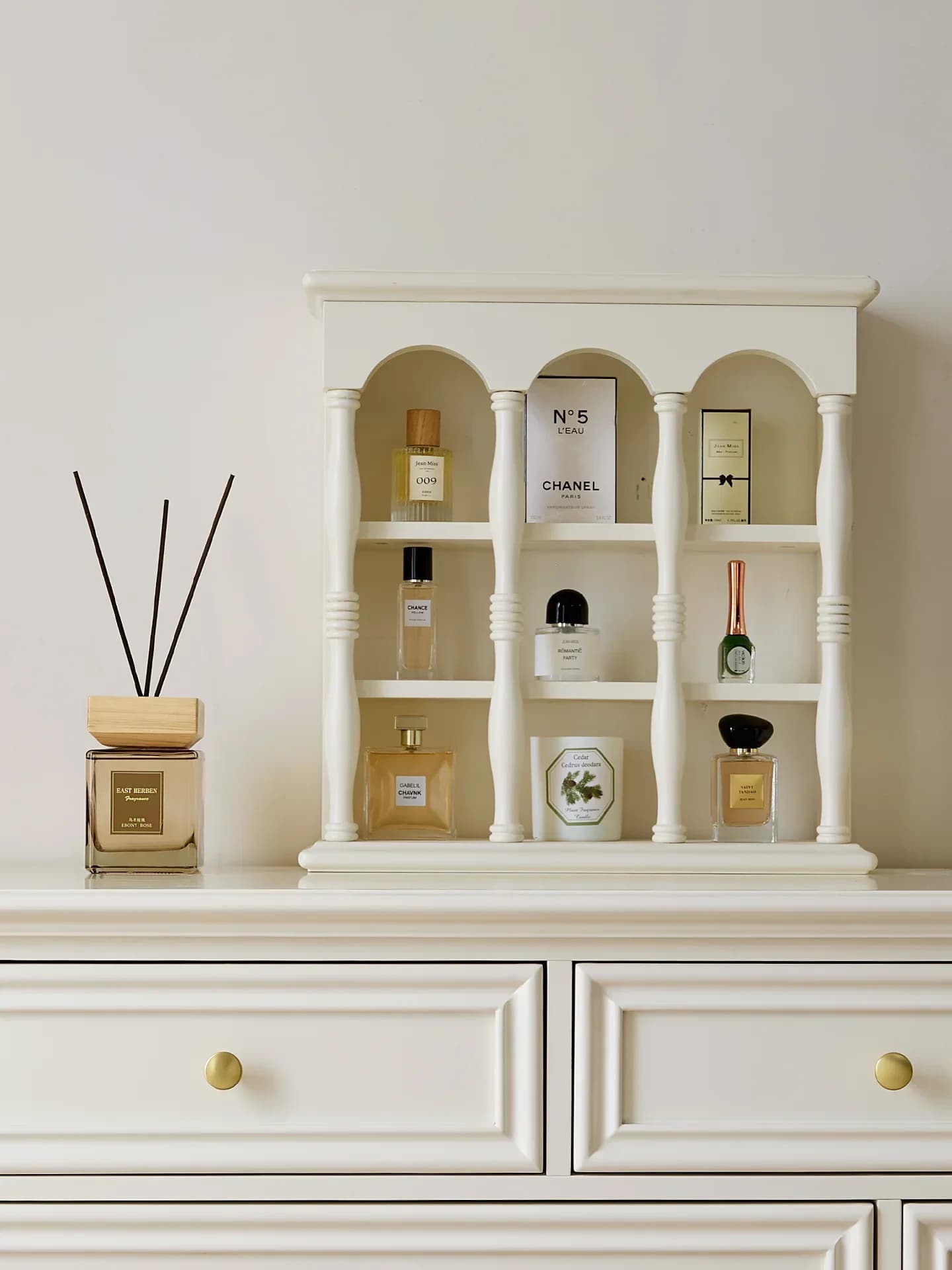 DSA Furniture Makeup Stool Makeup Mirror, Dresser Upper Cabinet Storage Cabinet Accessories