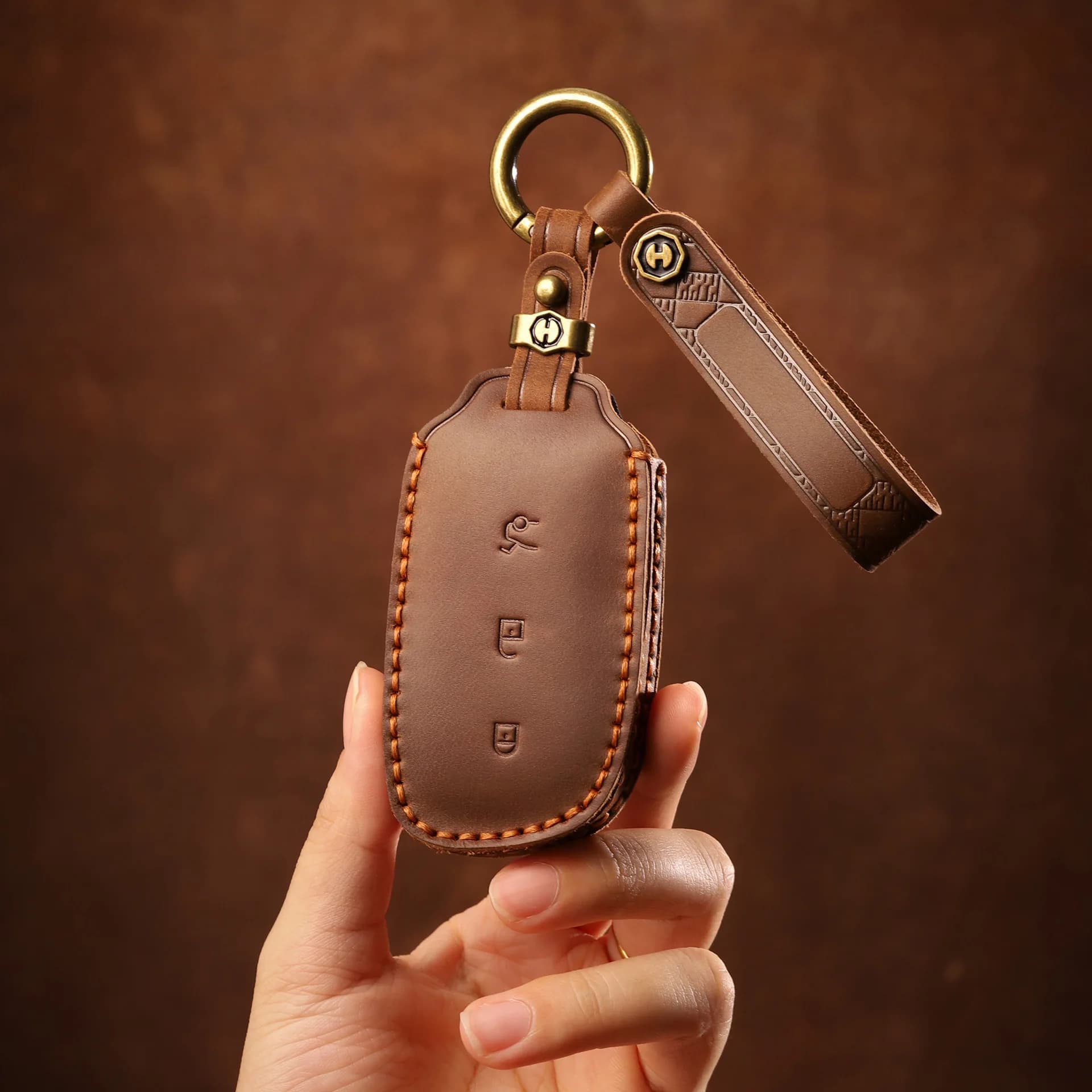 Vintage Top-grain Cowhide Car Key Cover for 2025 LYNK & CO Z20,Z10,900,Genuine Leather Key Fob Case,Durable Key Protector Shell