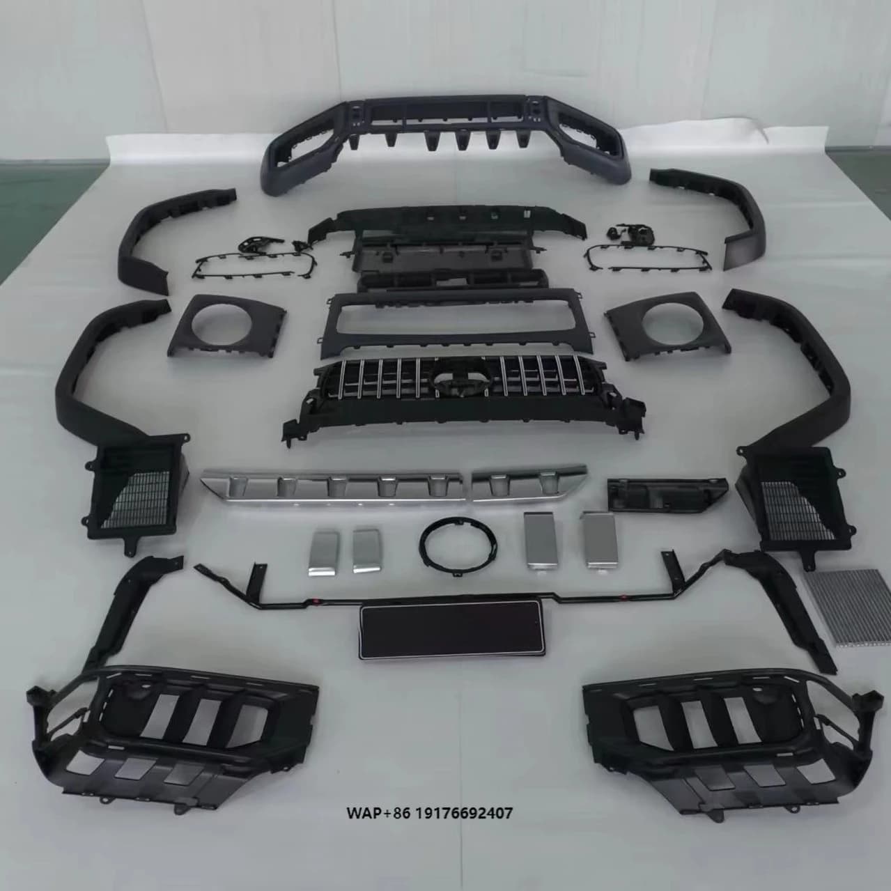 New Condition ABS Material Bodykit and Rear Grille Cover for Benc W465  Performance Parts