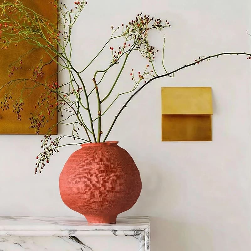 Textured Terracotta Red Ceramic Vase Round Handmade Art Flower Vase for Dried Branches Living Room Desktop Home Decor Ornament