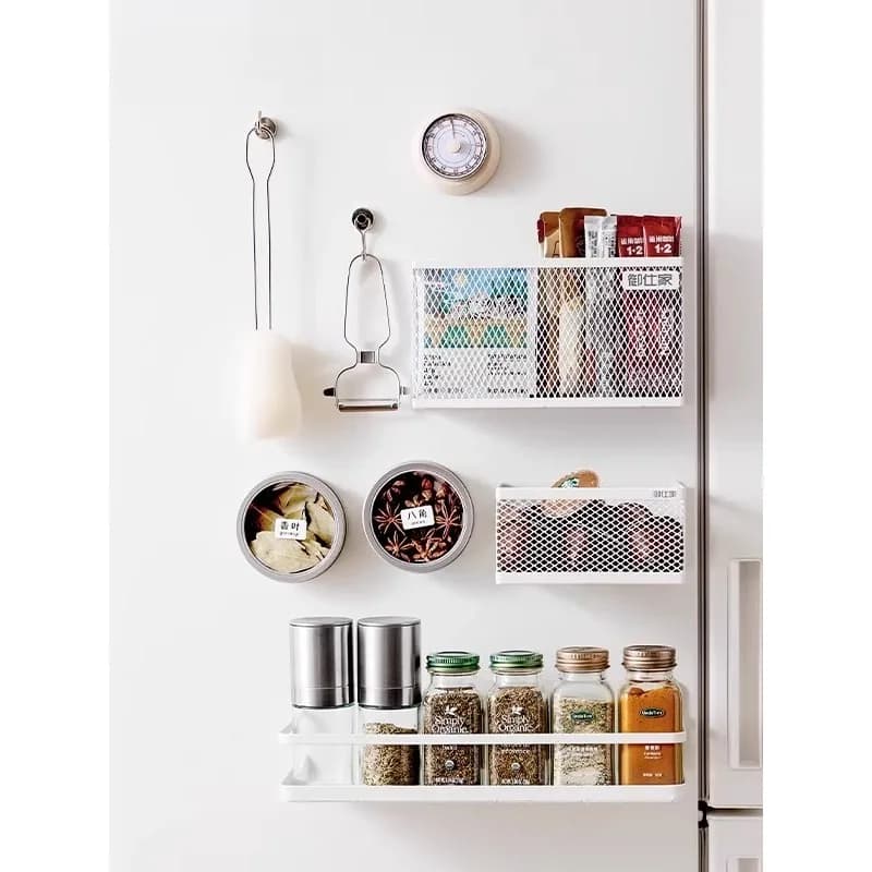 Refrigerator side storage rack Magnetic suction side outer side plastic wrap storage rack box basket hook lid