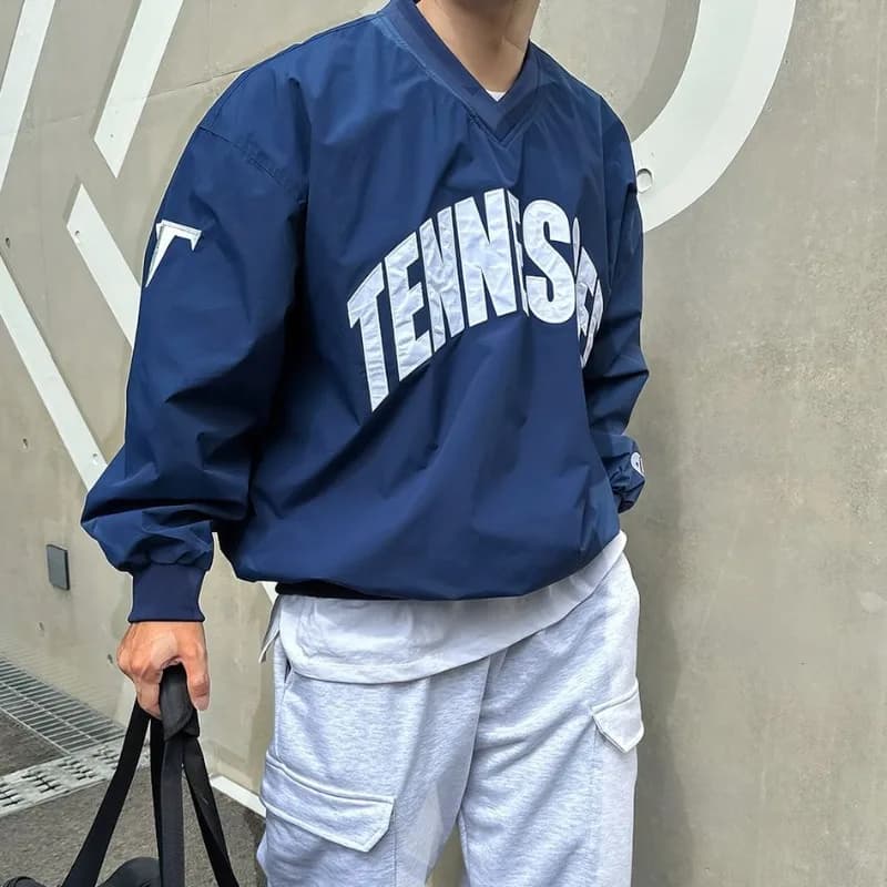 American Style High Street Loose V-neck Long Sleeved T-shirt Men's Spring Autumn Niche Retro Pullover Sweatshirt Casual Sports