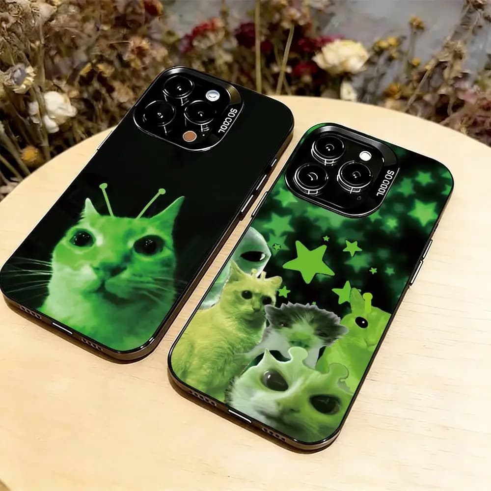 A-alien cat Phone Case For iPhone 17,16,15,14,13,12,11 Plus,Pro Max,XS,Colorful Silver Phone case Funda Cover