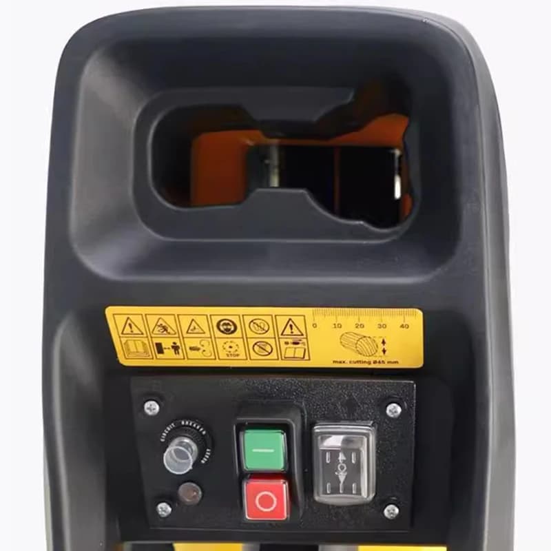 220V Electric Branch Shredder Compact Home Garden Branch Crusher Fruit Tree Wood Chipper and Shredder
