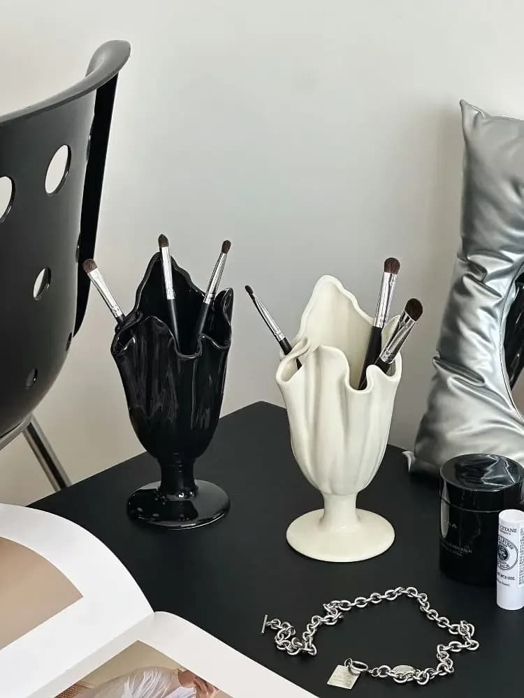 Makeup Brush Holder Organizer Creative Ceramic Pen Pencil Pot Desktop Home Decoration Ornament Elegant Vanity Desk Table Decor