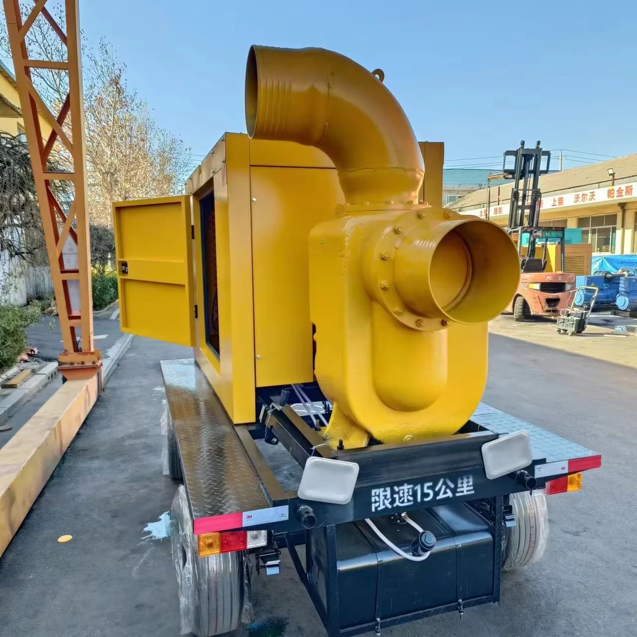 High Lift  Engine Self-Priming Pump Truck Municipal Flood Control Large Flow Mobile Drainage Pump Water Pump Truck 4 Inch