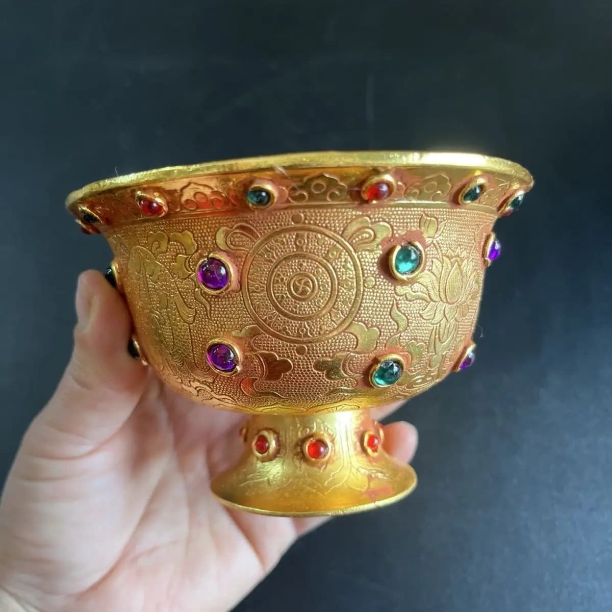 Datang Zhenguan annual pure copper gilt gem inlaid gold bowl cornucopia ornament home decoration collection