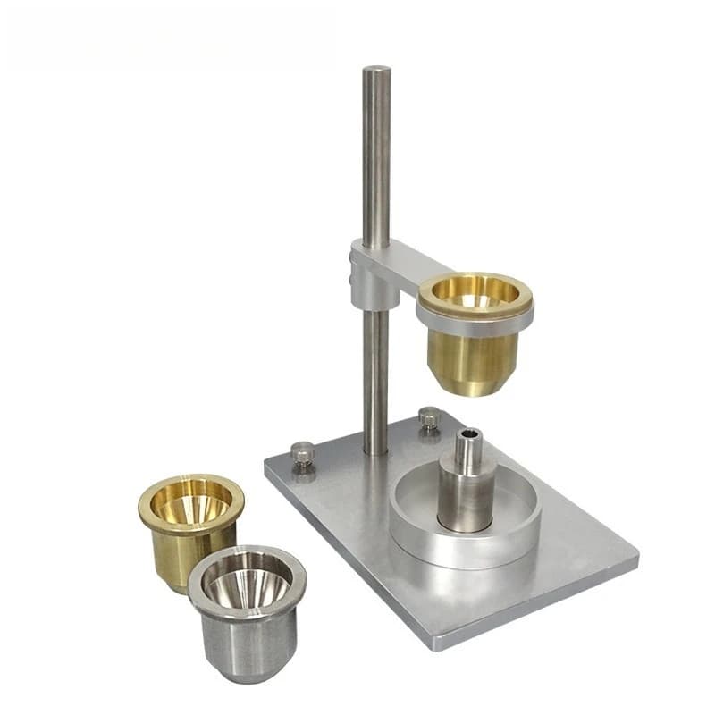 Determination of the fluidity of metal powders using the standard funnel method flow meter