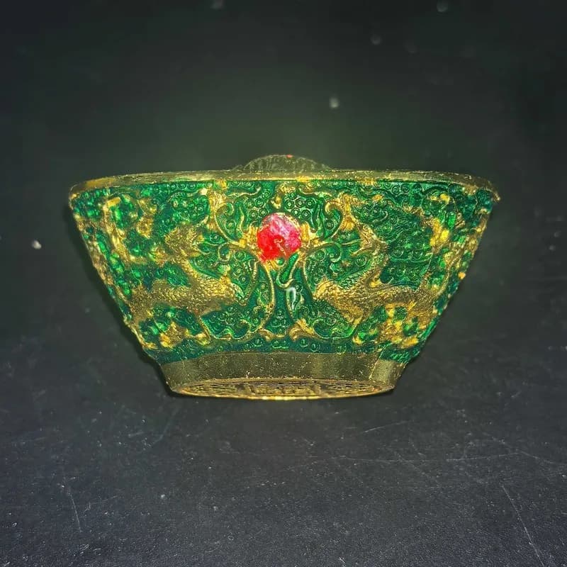 , -plated brass, Qing Dynasty Five Emperors Double Dragon ingot, collectible gold coin, finely carved and painted.