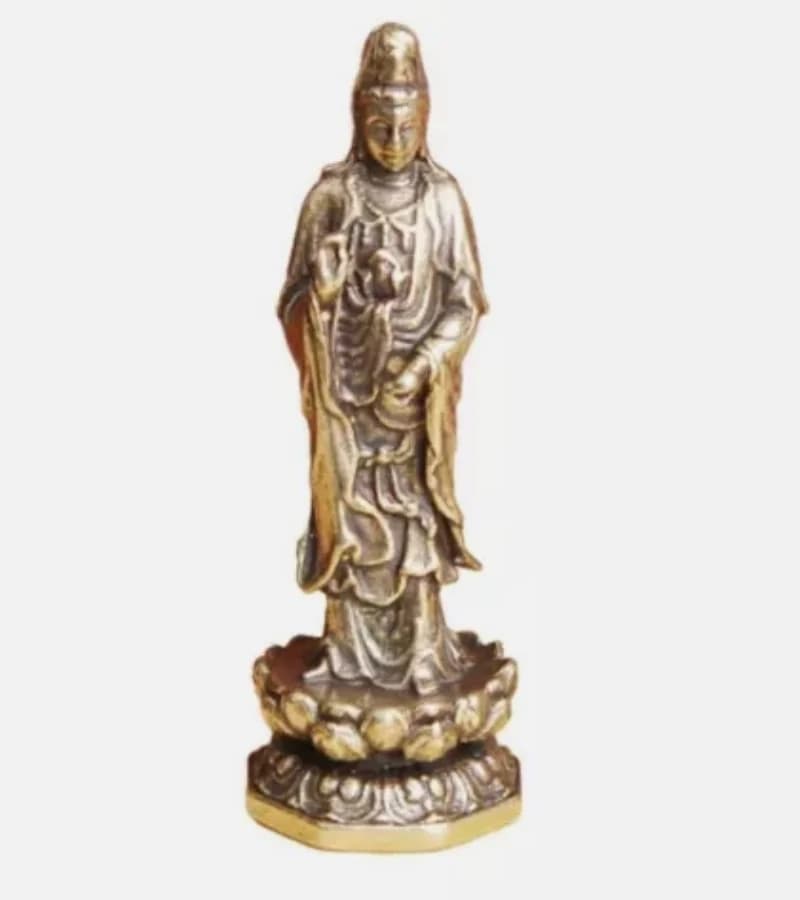 4.6cm Brass Guanyin Bodhisattva Statue Feng Shui Sculpture for Tea Lovers