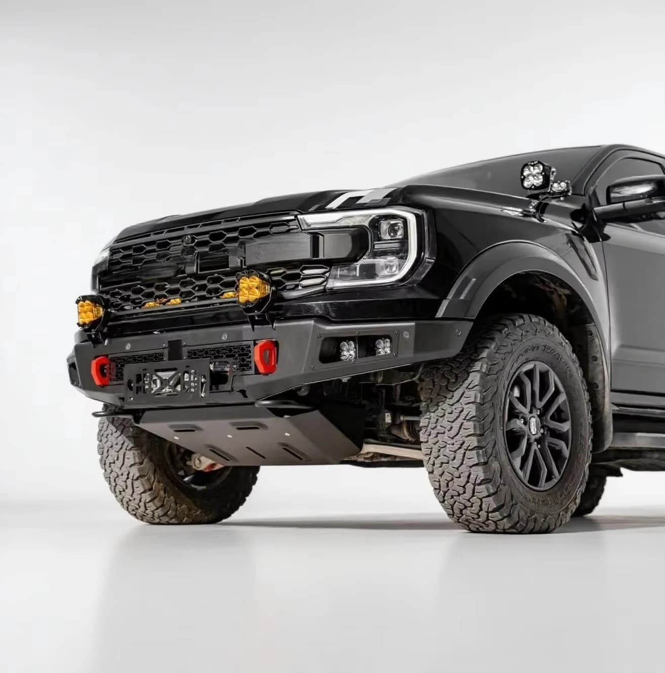 New For Ranger T9 Raptor Tread Trail Front Bumper Heavy Duty Off Road Protection For Extreme Adventure Vehicles
