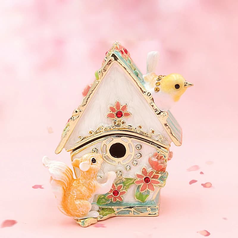 Gift for her,Jewelry Trinket Display Box Metal Enameled Figurines Collectible Ring Holders Chirstmas Weding Gift Home Decoration