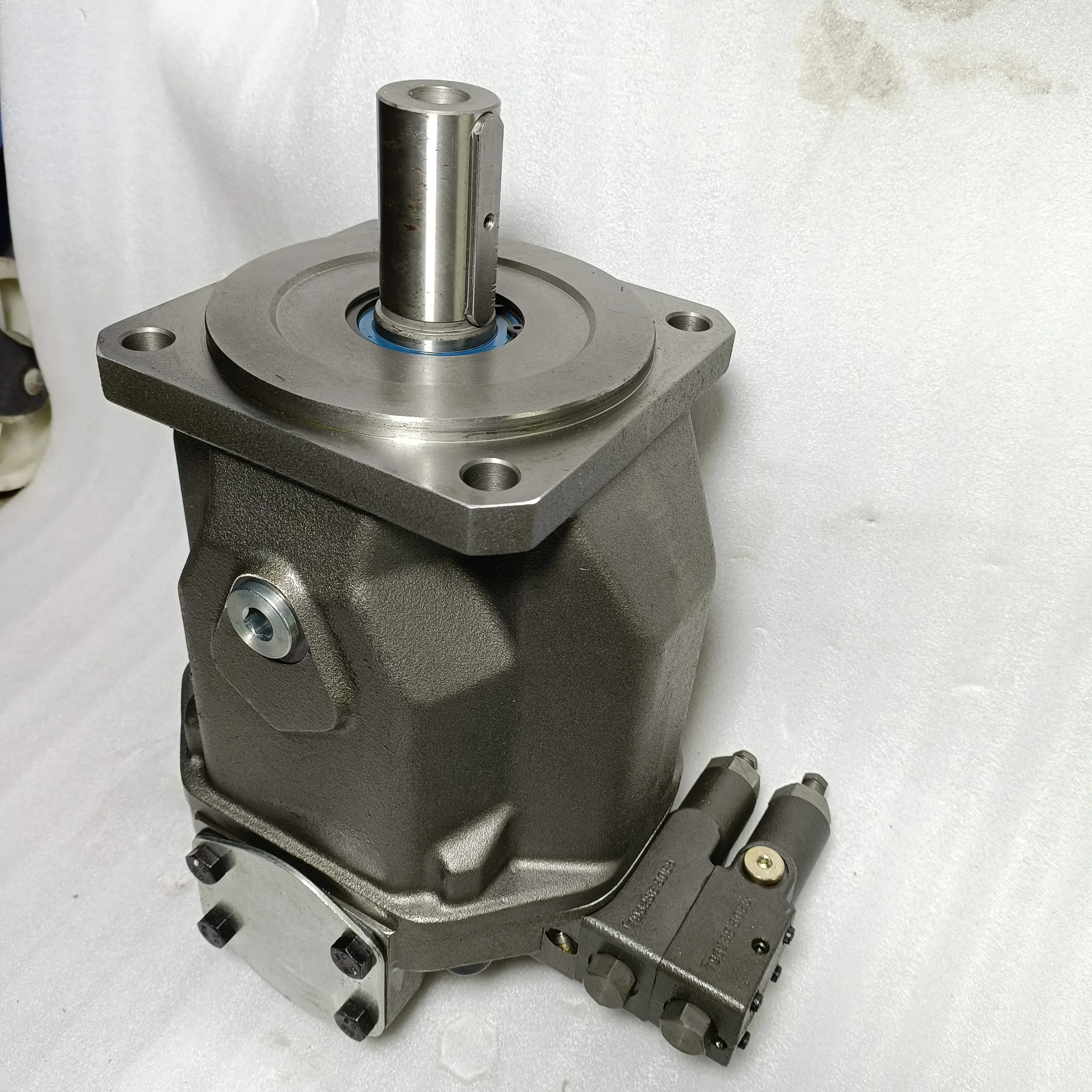 A10V Series A10VSO45 A10VSO71 A10VSO45DFR Axial Piston Pump A10VSO45DFR/31R-VPA12K01 Hydraulic Pump A10VNO85DRF/53L-VSD62N00