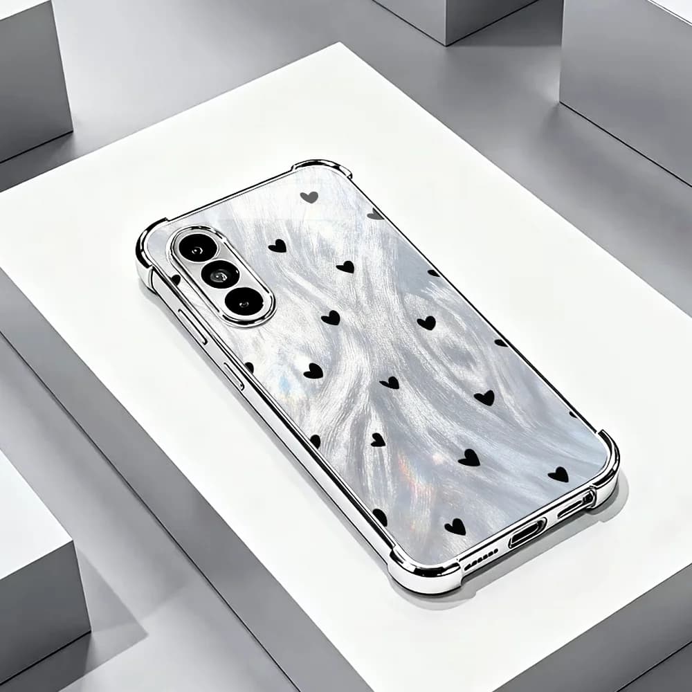 Black heart-shaped silver Phone case s26 ultra case s25 s24 Glass phone case for Samsung Galaxy s26/s25/s24/s23/s22Ultra FE Plus