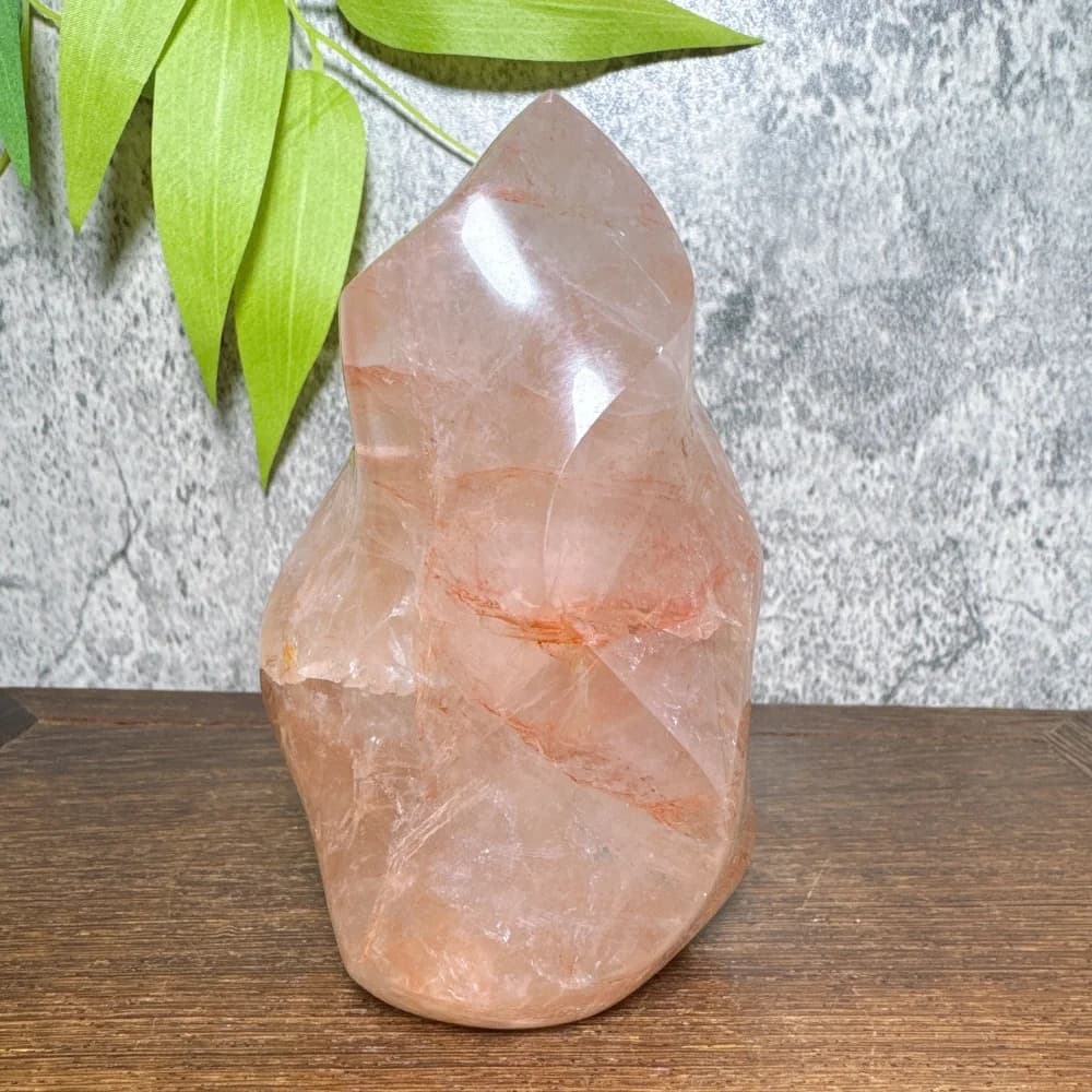 Natural Fire Quartz Crystal Torch Energy Gem Vitality Healing Room Decoration Demagnetization Divination Meditation Crystal