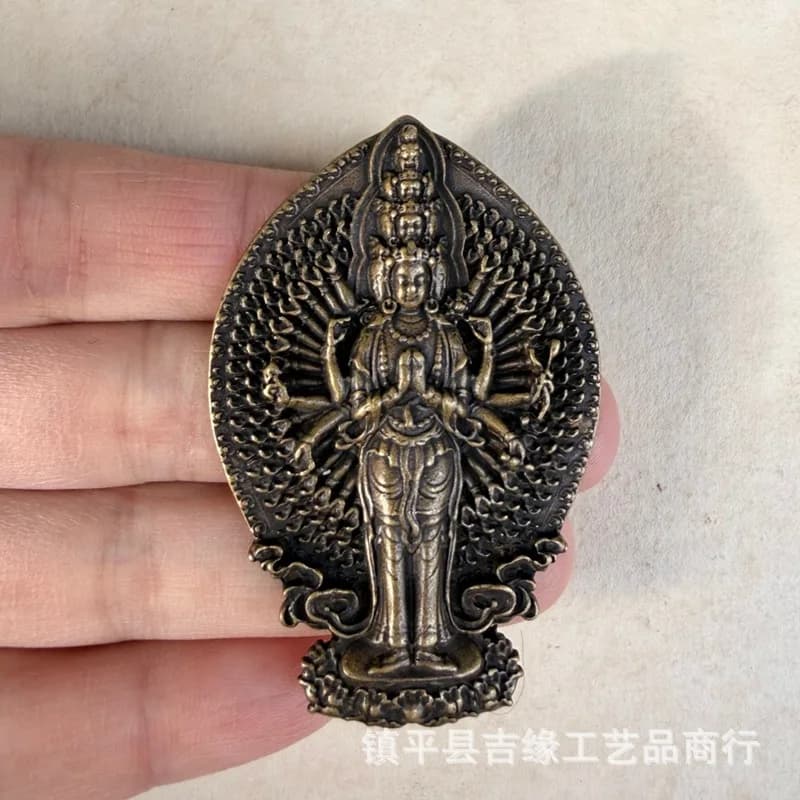 Brass Thousand-Armed Buddha Statue Ornament for Home and Office Decoration Craft Guanyin Figurine