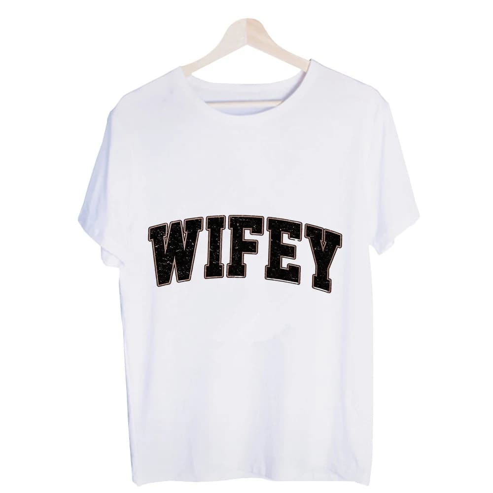Women's "Wifey" Letter Print Graphic Tee, Casual Short Sleeve T-Shirt for Daily Wear and Couples Outfits