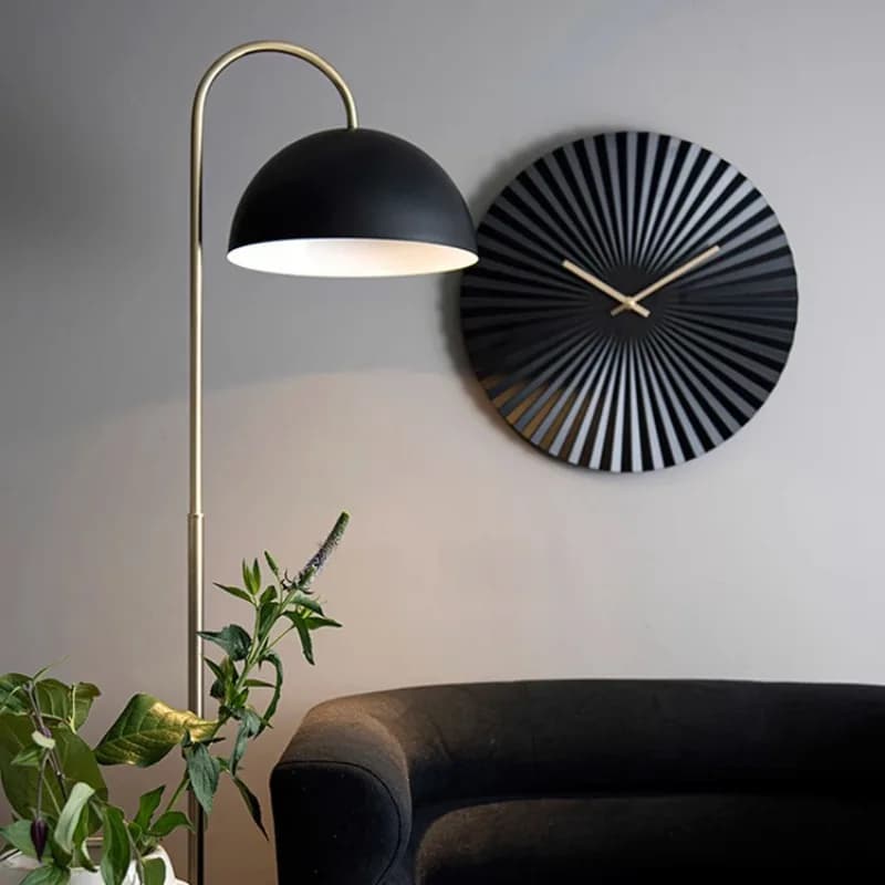 Simple creative personality living room wall clock modern, home hotel homestay decoration silent metal clock