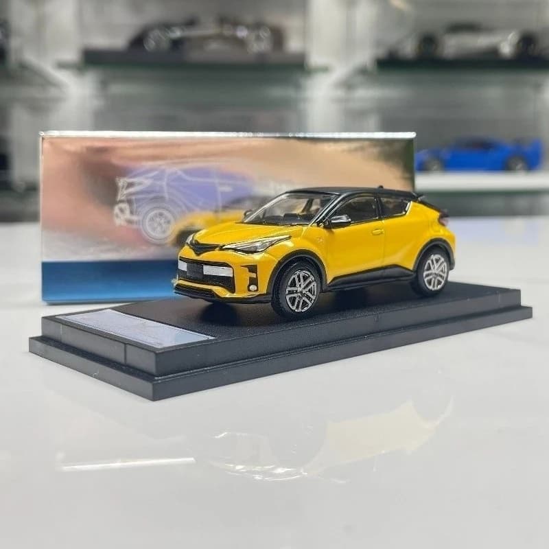 FOR DCT Toyota - CH-R 1:64 - Simulation high-end alloy car model collection item decorative gift