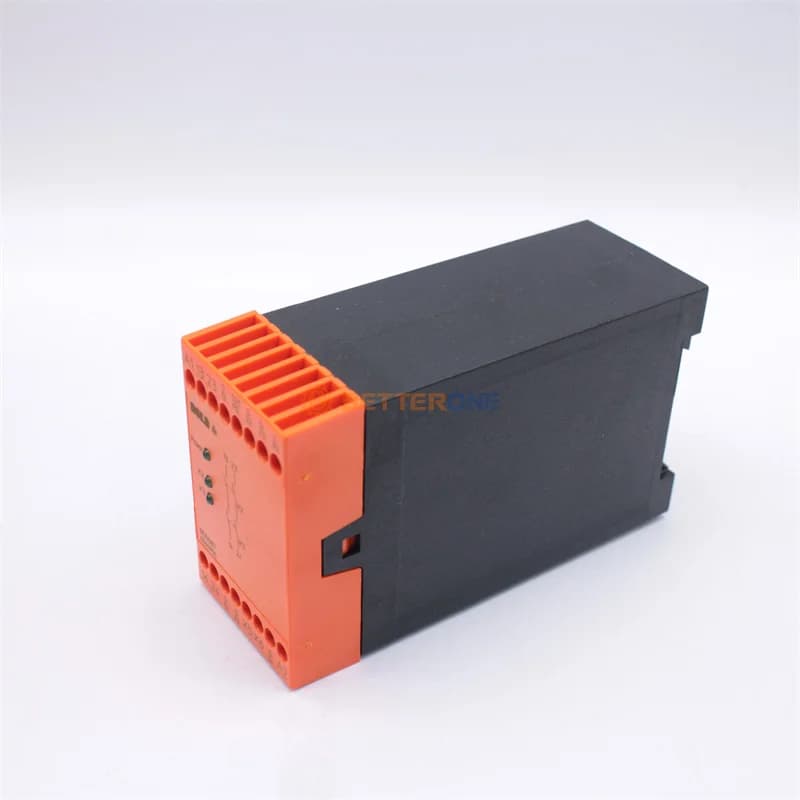 2026 BD5987.02/001 DOLD SAFETY RELAY 110VAC Dual Channel Emergency Stop Relay