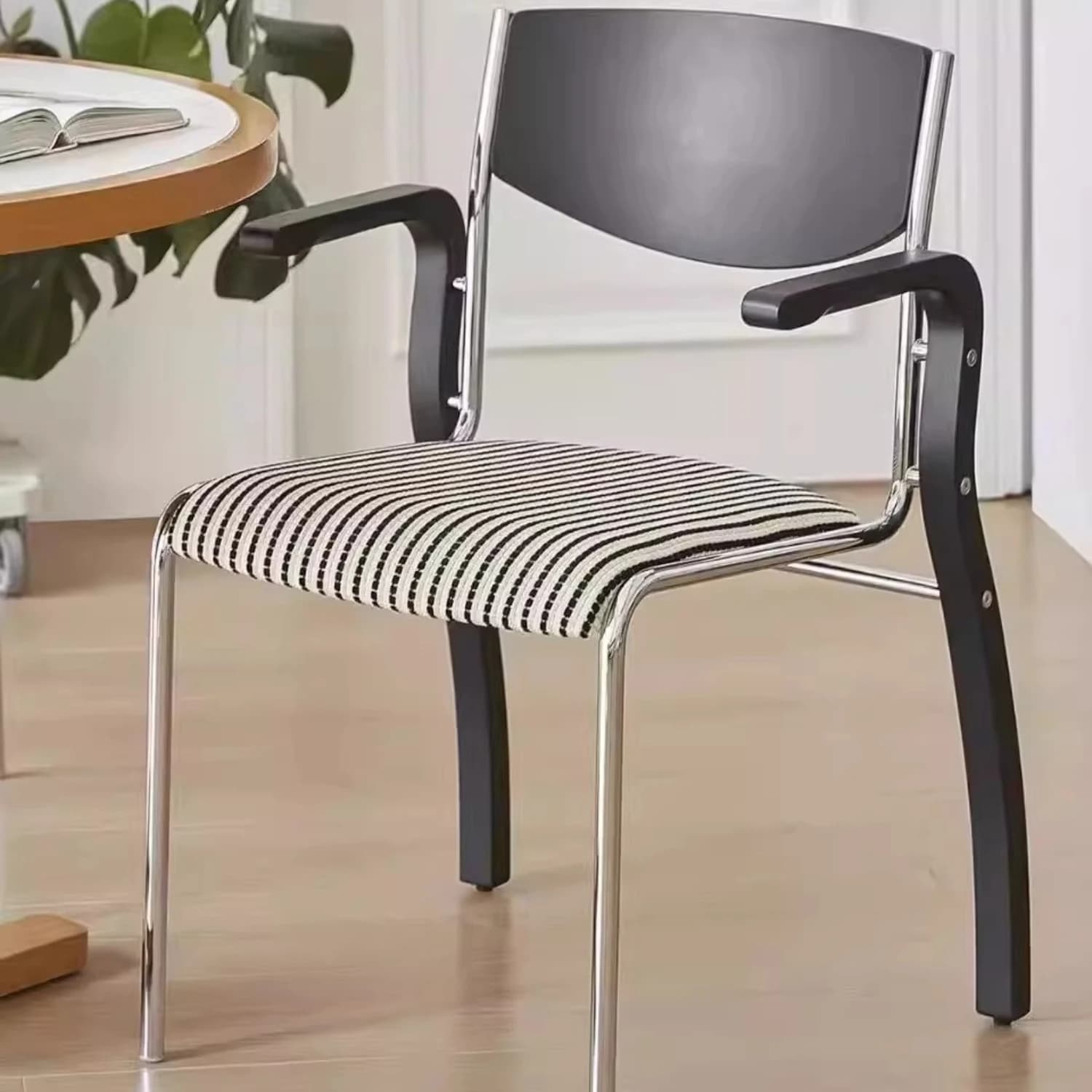 Outdoor Nordic Dining Chairs Living Room Modern Designer Ergonomic Dining Chairs Accent Design Sedia Da Pranzo Kitchen Furniture