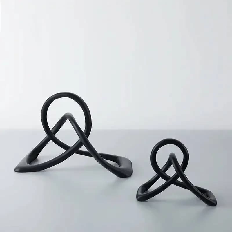 Resin Geometry Twist Knot Decorative Ornaments Black Twist Winding Sculpture Decorative Figurines Home Decoration Accessories
