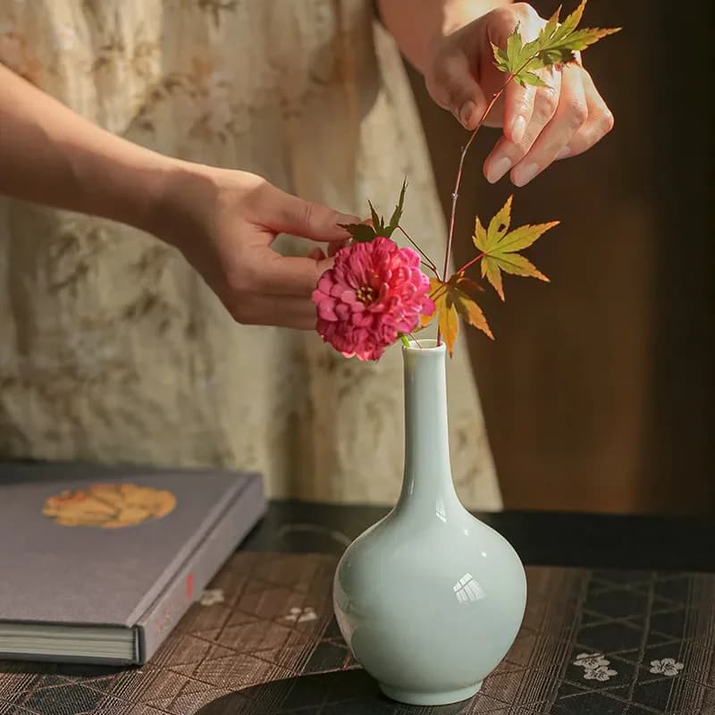 Jingdezhen Classical Ceramic Vase Shadow Blue Flower Arrangement Desktop Ornament Home Museum Antique Frame  Vase Decoration