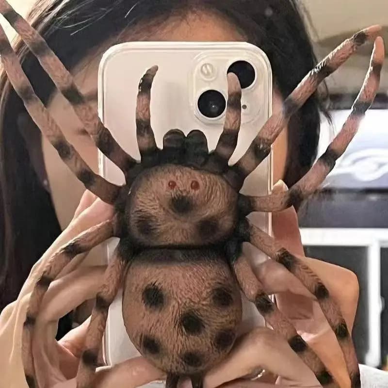 3D Luxury Funny 3D solid spider Prank Halloween Phone Case for iPhone 11 12 13 14 15 16 17 Pro Max Beetle Shockproof Cover﻿﻿