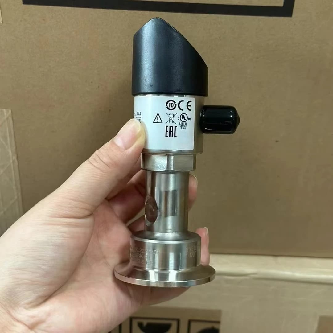 Digital Pressure Switch PSD-4 Plastic PNP Display
